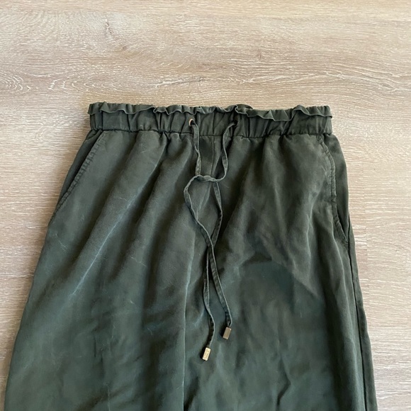 ZARA GREEN JOGGERS - Picture 2 of 3
